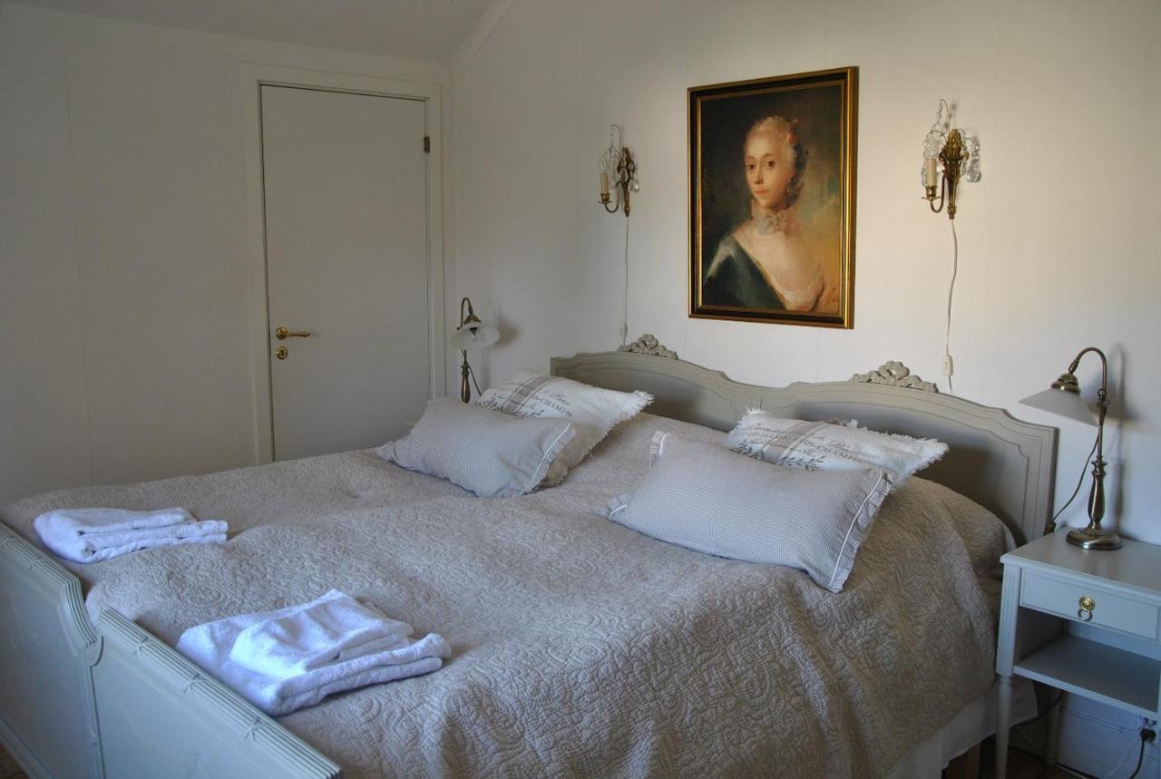 Dagmars Bed And Breakfast Motala Bagian luar foto